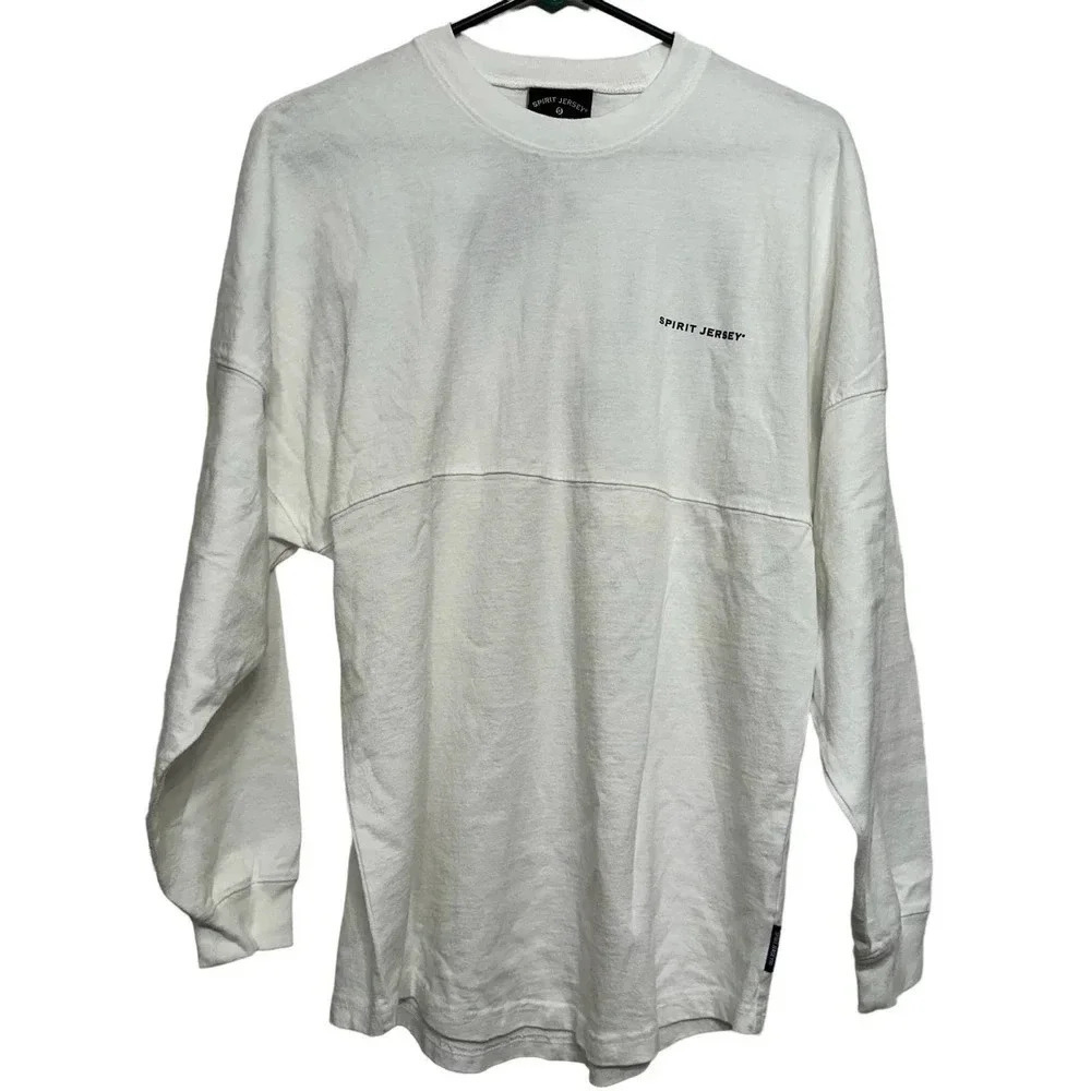 Spirit Jersey NWT’s Unisex Isolated Long sleeve crew neck shirt. Size small